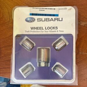 Subaru Wheel Locks Set